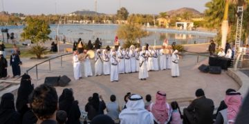 مهرجان الكتاب بالطائف.. منصة تفاعلية تجذب القراء