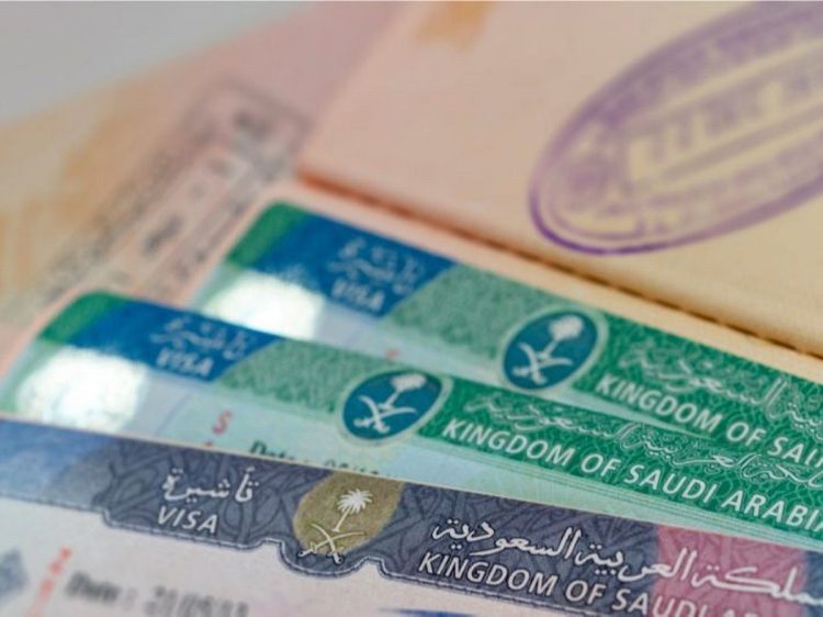 هل يمكن تجديد تأشيرة الخروج والعودة بعد سنة من انتهائها؟.. الجوازات توضح