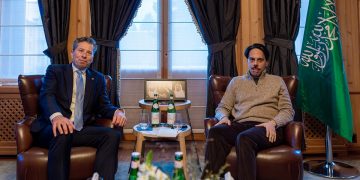 وزير الخارجية يبحث مع وكيل الأمين العام للأمم المتحدة مجالات التعاون المشترك وسُبل تعزيزه
