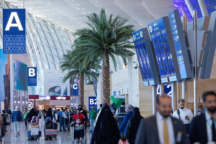 مطار الملك عبدالعزيز الدولي يسجل أسبوعًا من الأرقام القياسية الجديدة