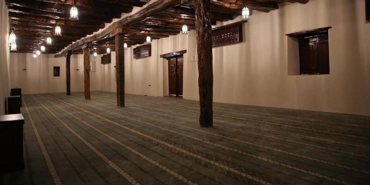 عمره نحو 4 قرون.. مشروع الأمير محمد بن سلمان لتطوير المساجد التاريخية يجدد مسجد المضفاة في بللسمر