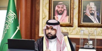 أمير جازان يُدشِّن حملة «الجود منا وفينا» لتوفير مساكن كريمة للأسر المستحقة