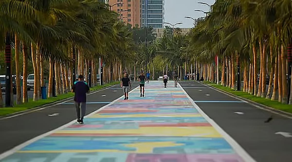 استشاري: المشي 30 دقيقة يومياً لمدة 5 أيام أسبوعيا يقي من ارتفاع ضغط الدم