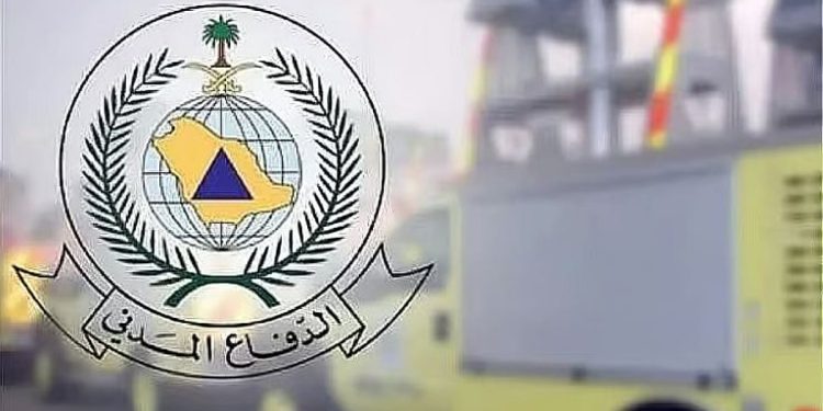 «الدفاع المدني» يباشر حادث سقوط عامل من معدة إنشائية بمنطقة الباحة