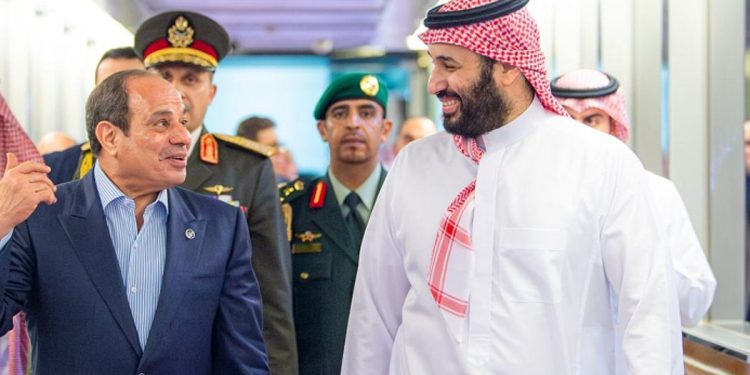 الرئيس المصري يغادر جدة وولي العهد في مقدمة مودعيه