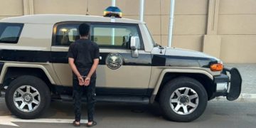 القبض على مقيم يمني لنقله 3 مخالفين لنظام أمن الحدود بجازان