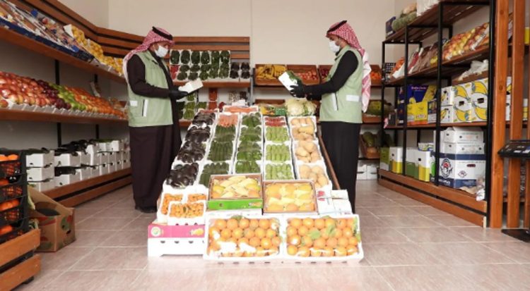 «بيئة الجوف» تُطلق حملات رقابية على الأسواق والمسالخ استعدادًا لشهر رمضان