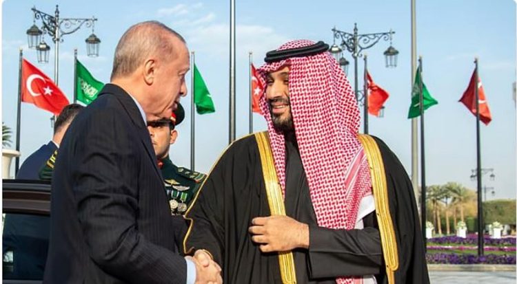 تعزيز الشراكة الاستراتيجية وخفض التوترات الإقليمية.. بيان مشترك في ختام زيارة الرئيس التركي للمملكة