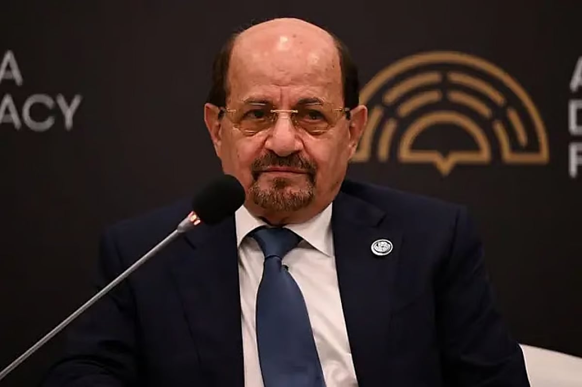 حدد 4 أولويات.. رئيس مجلس الوزراء اليمني يثمن الدعم السعودي المقدم لبلاده