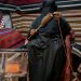 حرفة السدو تبرز حضورها التراثي في مهرجان التمور بدومة الجندل