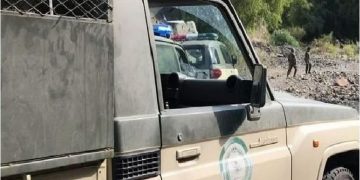 دوريات المجاهدين بعسير تقبض على مقيم لنقله 5 مخالفين لنظام أمن الحدود