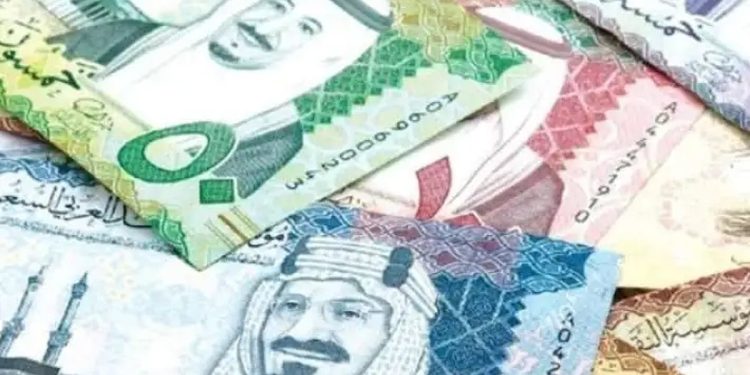 سعر الريال مقابل الجنيه المصري والعملات العربية اليوم الخميس 17-8-1447