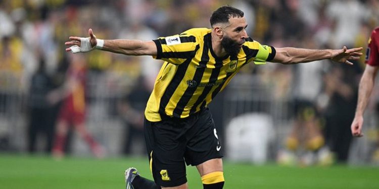 فابريزيو رومانو: كريم بنزيما وافق على جميع تفاصيل عرض الهلال 