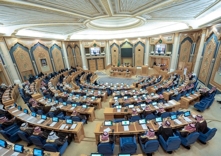 مجلس الشورى يطالب جامعة جازان بمواءمة مبادراتها مع أهدافها الاستراتيجية وتعزيز كفاءة منظومتها في التحول الرقمي