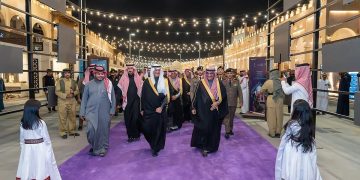 محافظ الأحساء يفتتح مهرجان «ليالي القيصرية 2026»