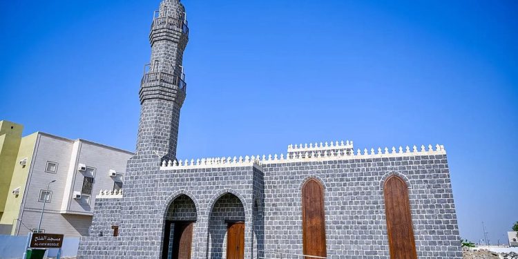 مشروع الأمير محمد بن سلمان لتطوير المساجد التاريخية يجدد مسجد الفتح بمكة المكرمة
