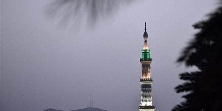 موعد أذان المغرب اليوم السبت 4 رمضان 1447 في مناطق المملكة