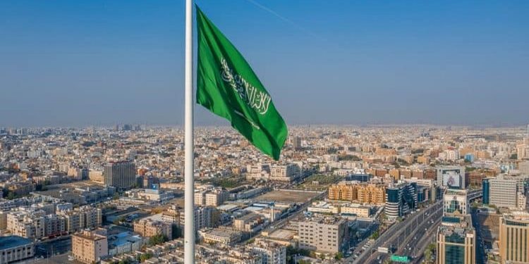نمو السيولة في الاقتصاد السعودي بأكثر من 193 مليار ريال خلال عام حتى نهاية نوفمبر 2025