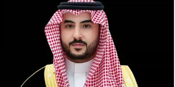 وزير الدفاع في يوم التأسيس: نستذكر 3 قرون من التلاحم والاستقرار والعدل