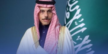 وصول وزير الخارجية الأمير فيصل بن فرحان إلى أديس أبابا لبحث الأوضاع الإقليمية