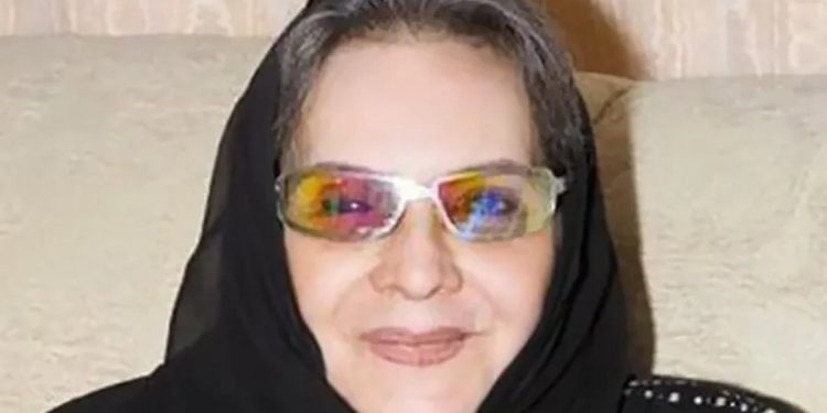 وفاة الشاعرة السعودية ثريا قابل