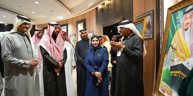 مكتبة المؤسس تحتفي بيوم العلم بمعرض فني تشكيلي بعنوان «في حب الأخضر»