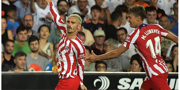 أتلتيكو مدريد يتأهل لنهائي كأس ملك إسبانيا على حساب مضيفه برشلونة