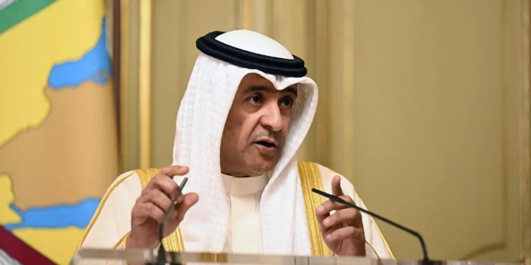 أمين مجلس التعاون يجري عددًا من الاتصالات لبحث تطورات الاعتداءات الإيرانية