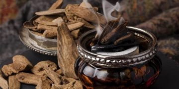 استشاري يحذر من استخدام البخور والفواحات لساعات طويلة