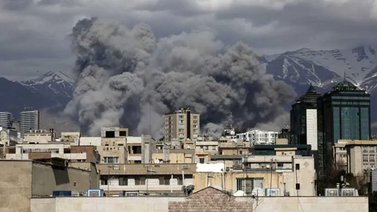 الجيش الإسرائيلي يعلن اغتيال مسؤولين اثنين في الاستخبارات الإيرانية