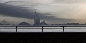 الحرب في يومها الـ14.. قصف متصاعد ومخاوف من كارثة اقتصادية عالمية