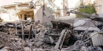 الدفاع الجوي البحريني يتصدى لهجمات صاروخية ومسيرات إيرانية