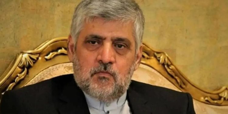 السفير الإيراني يرفض مغادرة لبنان رغم قرار سحب اعتماده