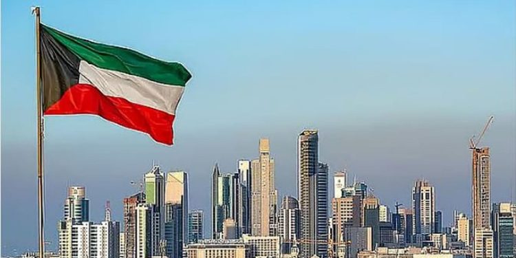 الكويت تدين الهجوم الإيراني على السفارة الأمريكية بأراضيها