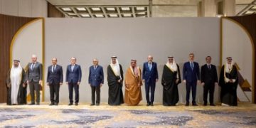 المملكة و11 دولة تطالب إيران بوقف اعتداءاتها