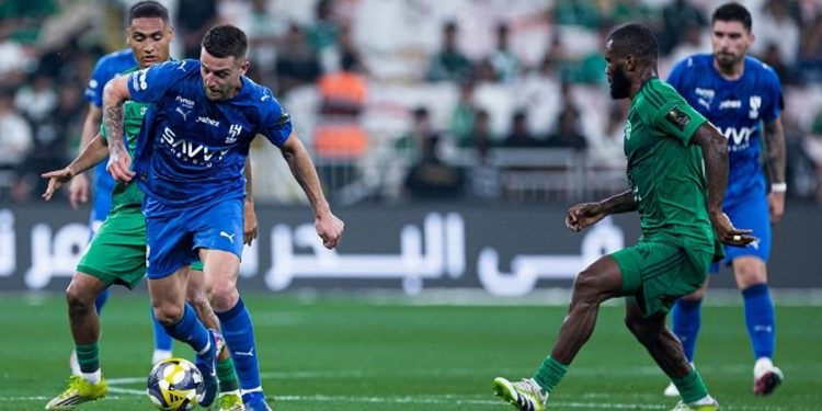 الهلال يهزم الأهلي بركلات الترجيح ويتأهل إلى لنهائي كأس خادم الحرمين الشريفين