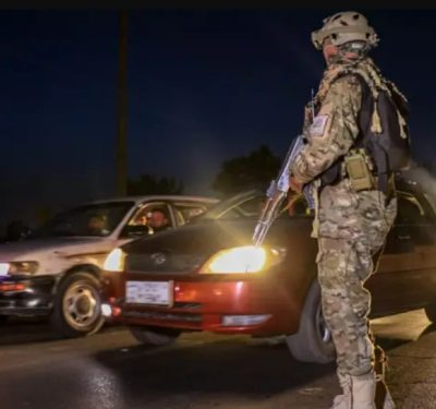 باكستان تشن غارات جوية داخل أفغانستان وطالبان ترد