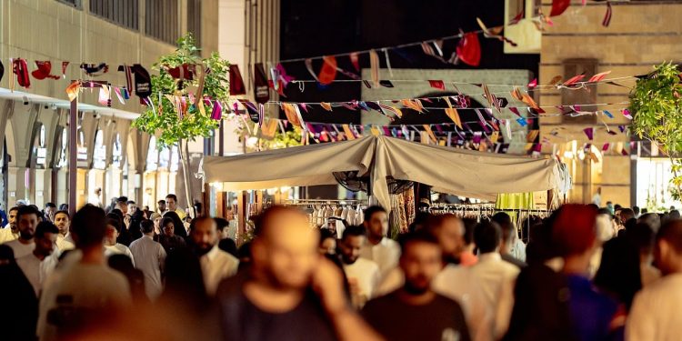 جدة التاريخية تستقبل أكثر من مليوني زائر في النصف الأول من رمضان 2026