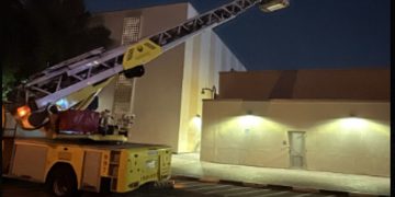 حريق محدود جراء استهداف القنصلية الأمريكية في دبي