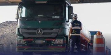 خلال الأسبوع.. 119 ألف عملية فحص لأنشطة النقل البري