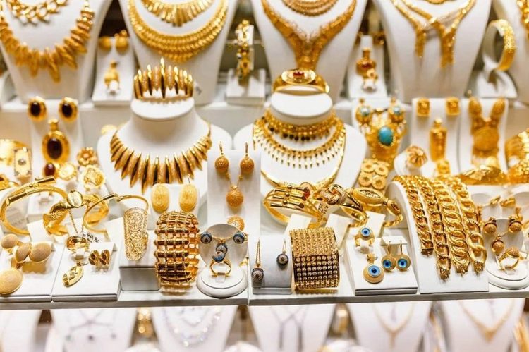 سعر الذهب في السعودية اليوم الخميس 23-9-1447 لكل الأعيرة والسبائك