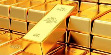 سعر الذهب يهبط لأدنى مستوى في أكثر من شهر