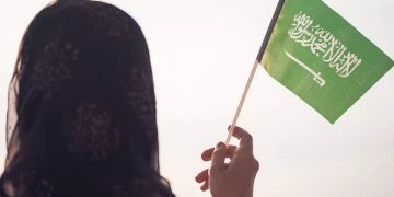 سعوديات يحتفين بإنجازات المرأة في اليوم العالمي