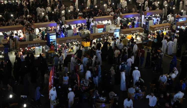 فعاليات عيد الفطر في جدة التاريخية ترسم مشهدًا احتفاليًا يجمع الأصالة والابتكار