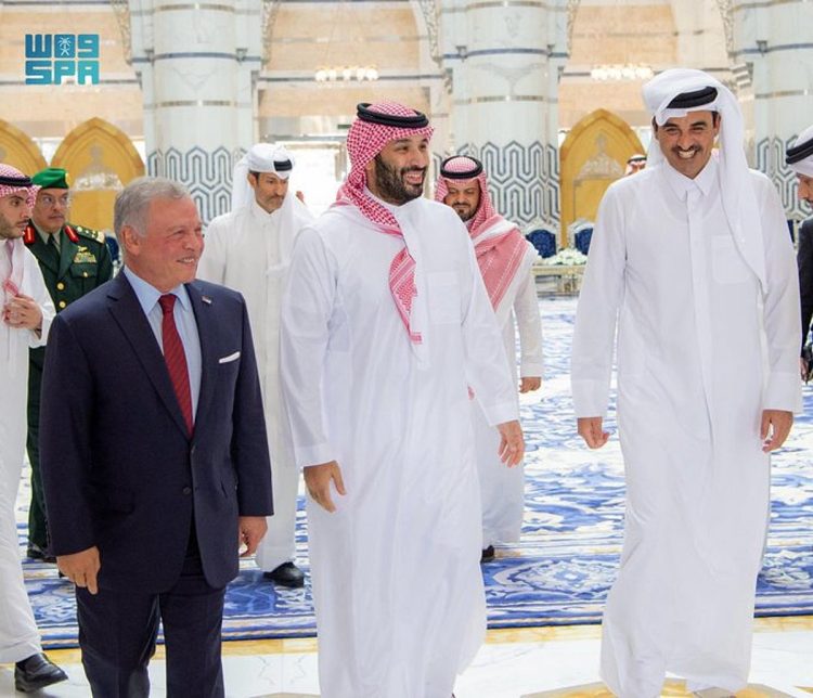 لقاء ثلاثي بين ولي العهد وملك الأردن وأمير قطر
