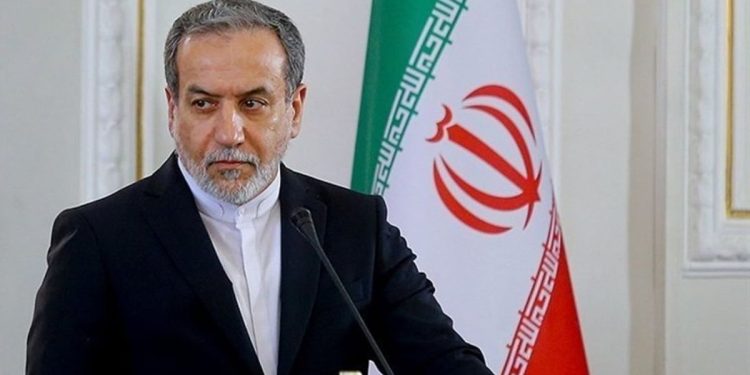 وزير الخارجية الإيراني: صواريخنا تسببت في دمار هائل بإسرائيل