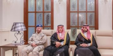 وزير الدفاع يبحث مع نظيرته الفرنسية أوضاع المنطقة