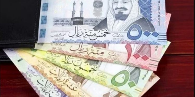 سعر الريال السعودي مقابل الجنيه المصري والعملات العربية اليوم الأربعاء 20-10-1447