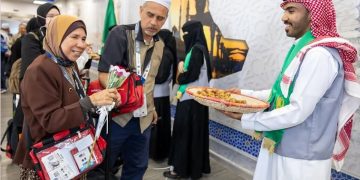 وصول أولى رحلات المستفيدين من مبادرة «طريق مكة» من ماليزيا إلى المدينة المنورة