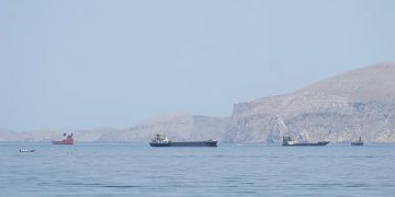 «أكسيوس»: إيران قدمت مقترحًا لأمريكا يتضمن فتح مضيق هرمز وإنهاء الحرب